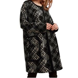 JOSEPH Ribkoff Chic Black White Long Jacquard Knit Cardigan Geometric Print 8/10